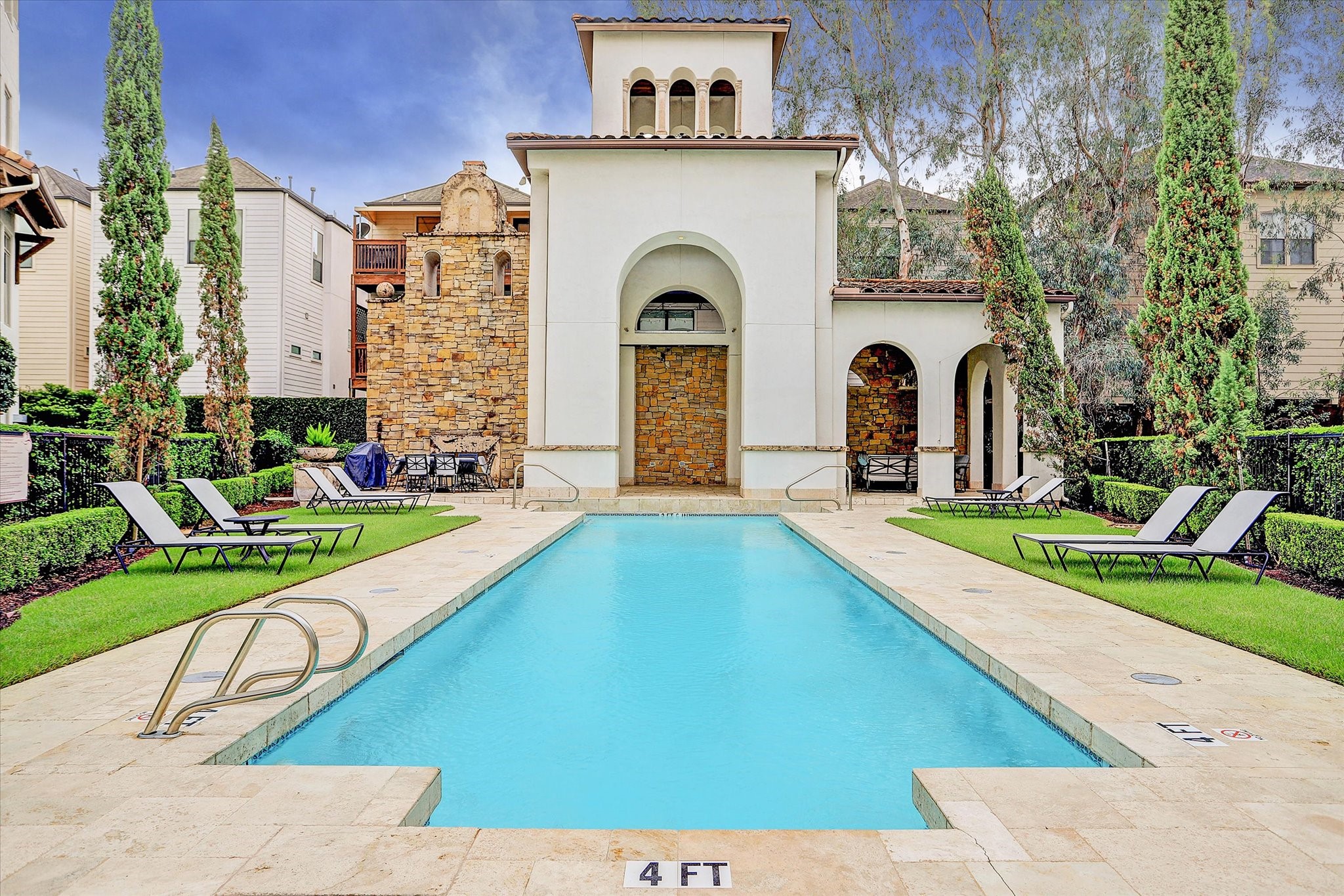  5327 Paseo Caceres Drive - 物件實景