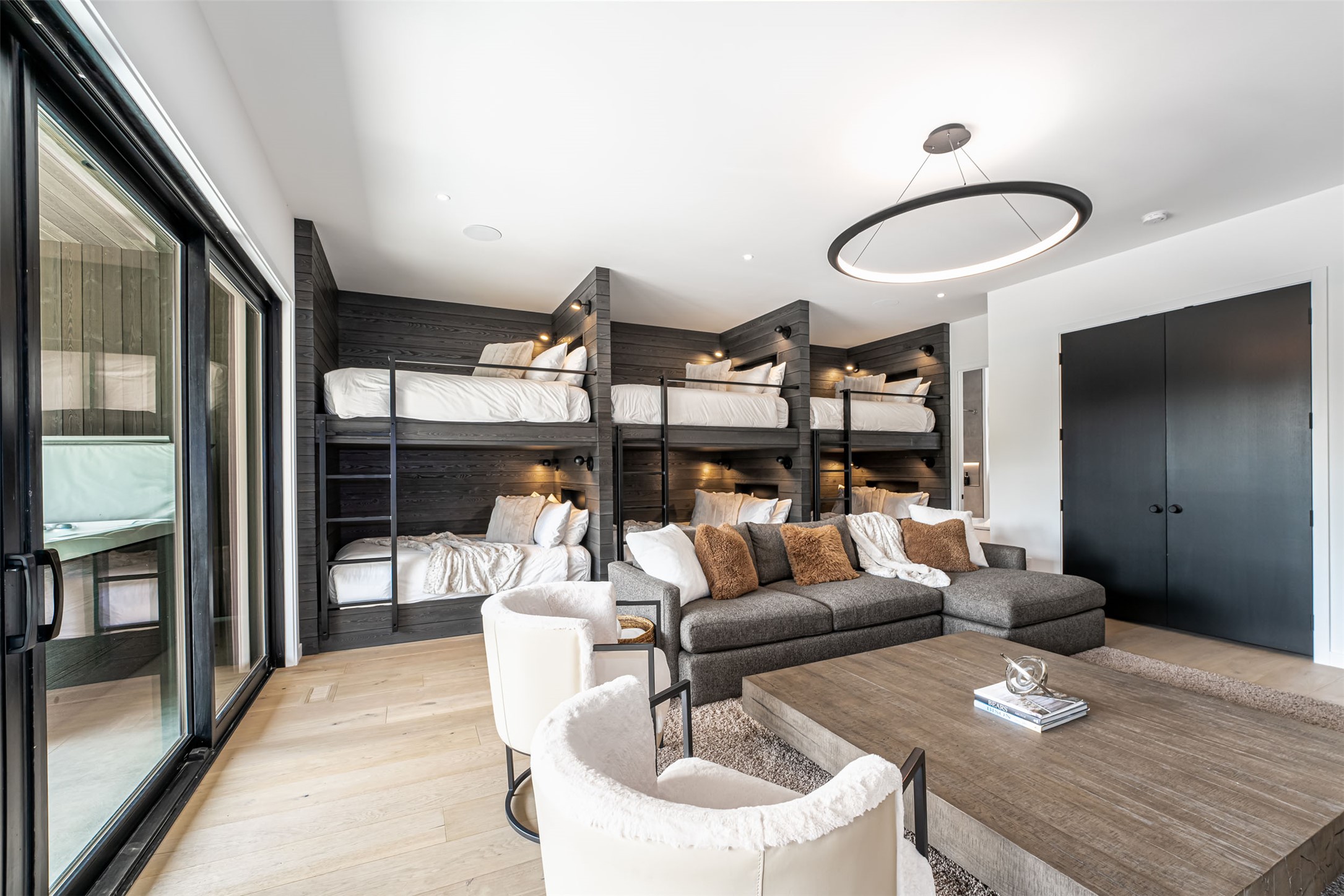  3812 Tamarack Avenue, B - 物件實景