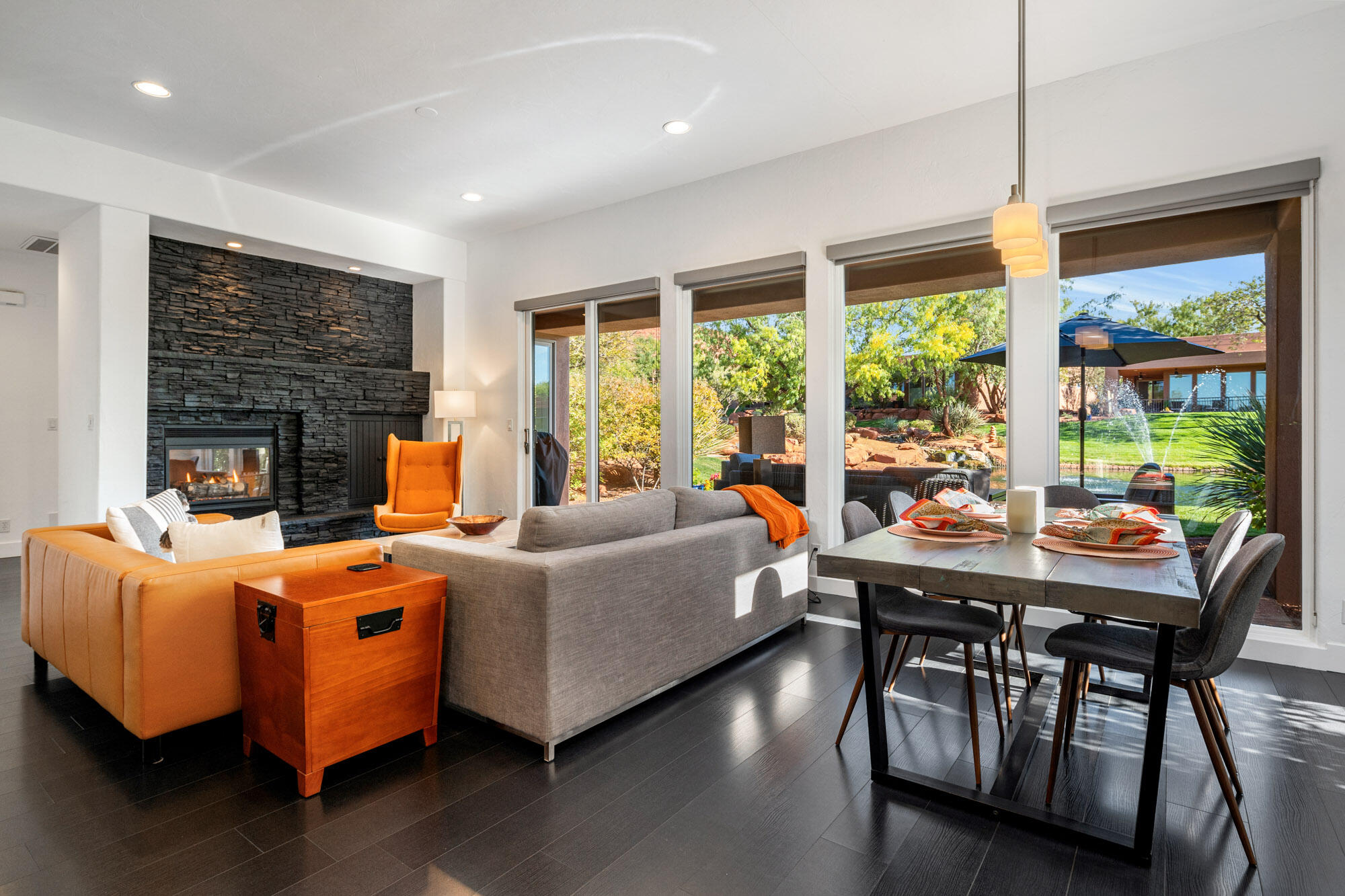 St George, Utah, 84770, United States, 2 Bedrooms Bedrooms, ,Residential,For Sale,1991910