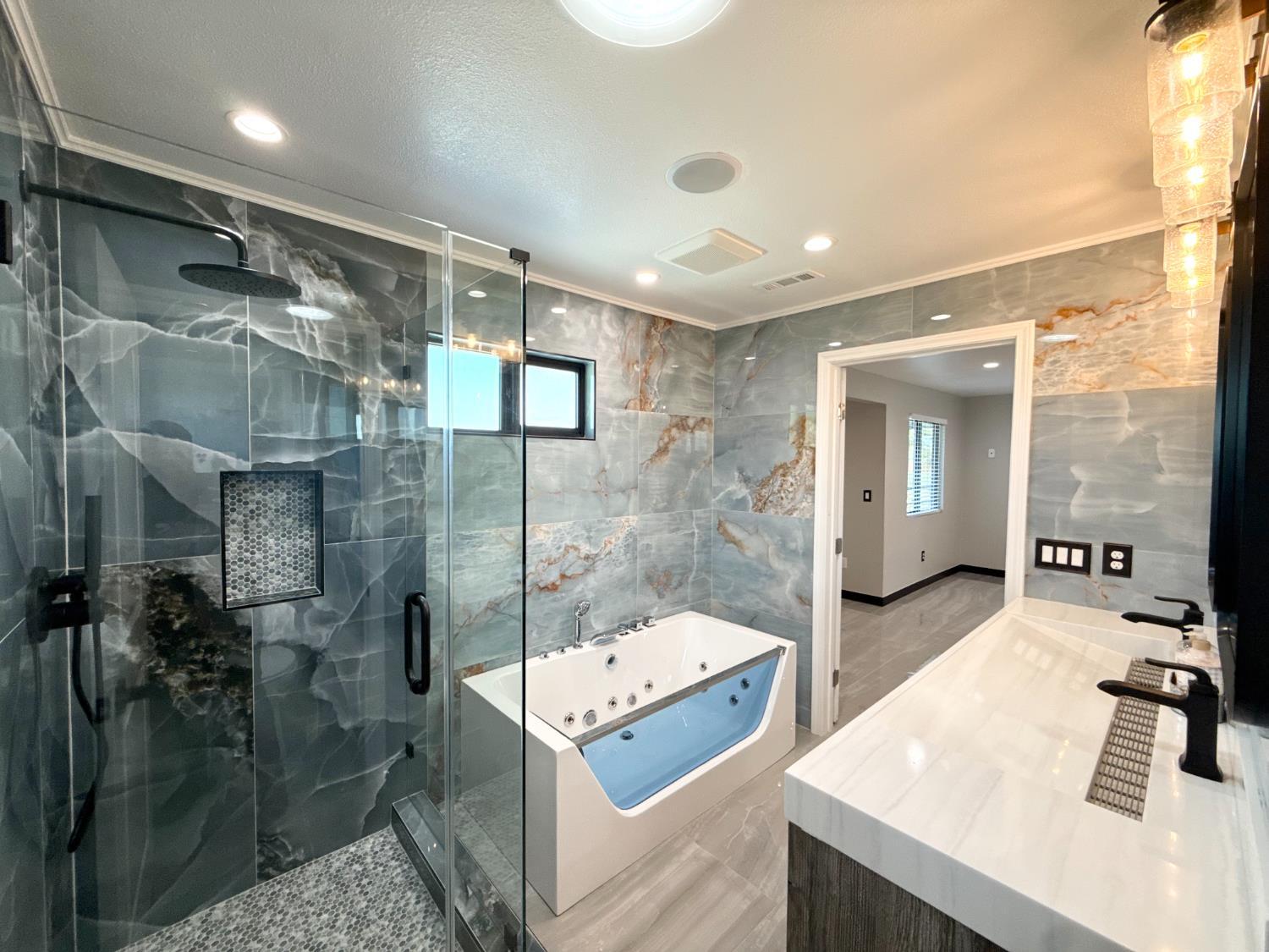 Chowchilla, California, 93610, United States, 3 Bedrooms Bedrooms, ,2 BathroomsBathrooms,Residential,For Sale,1993828