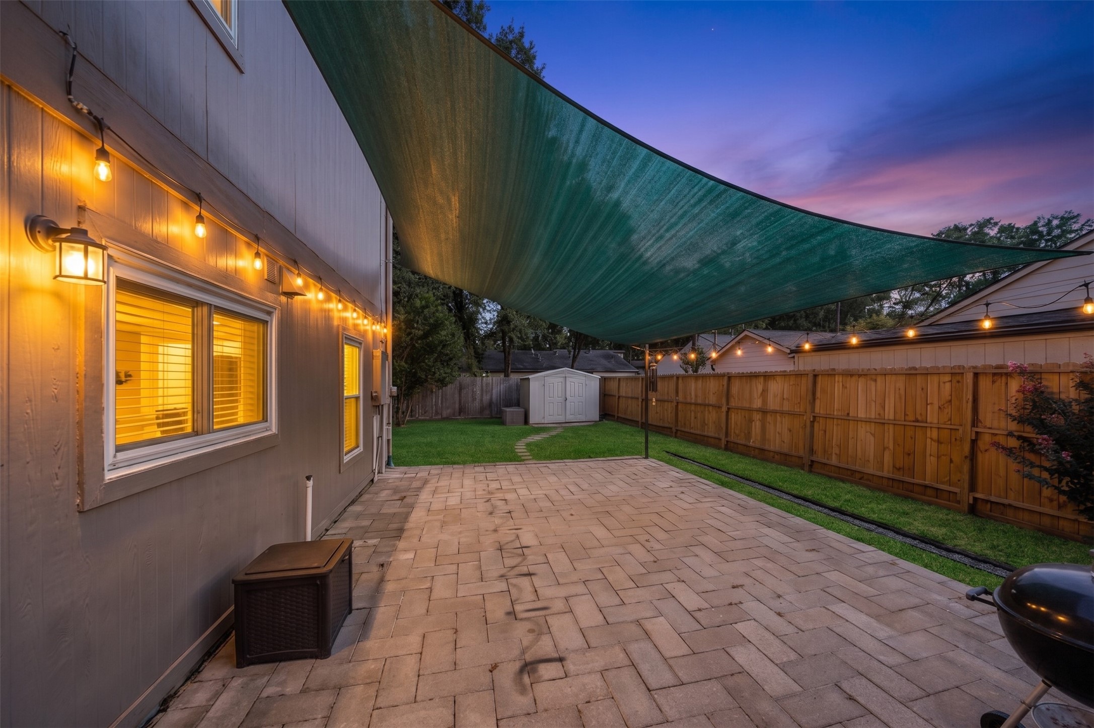  3223 Holly Green Drive - 物件實景