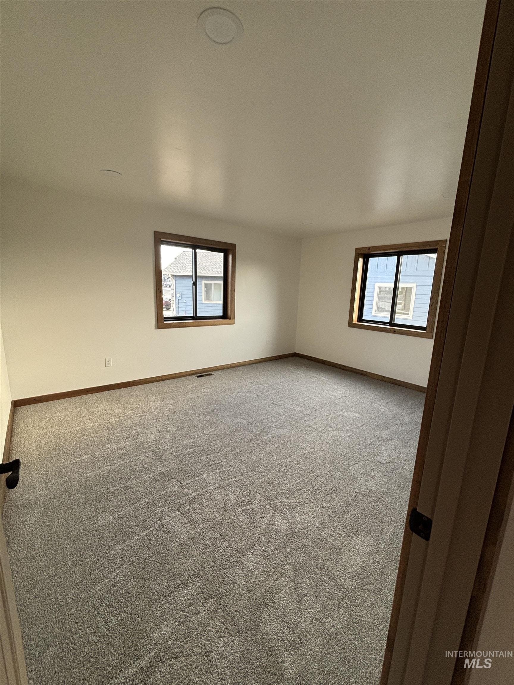 Lewiston, Idaho, 83501, United States, 3 Bedrooms Bedrooms, ,3 BathroomsBathrooms,Residential,For Sale,1980195