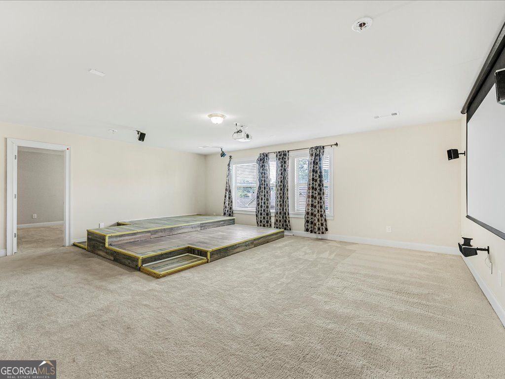 Acworth, Georgia, 30101, United States, 7 Bedrooms Bedrooms, ,6 BathroomsBathrooms,Residential,For Sale,1929934