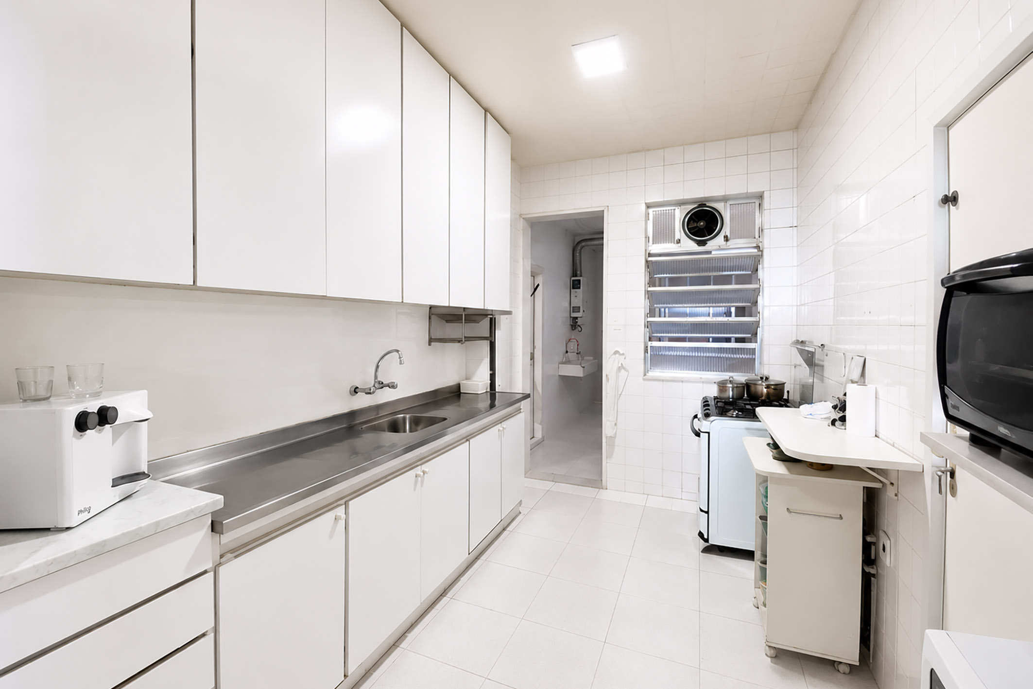  Spacious Apartment on Avenida Atlântica with Uninterrupted Ocean Views - 物件實景