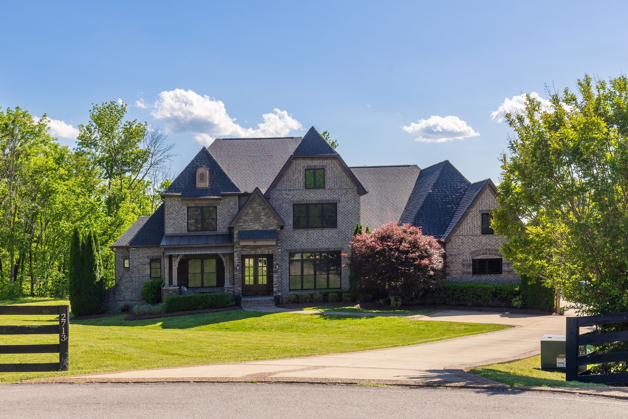  2713 Deer Haven Ct, Franklin, TN, 37067 - 物件實景