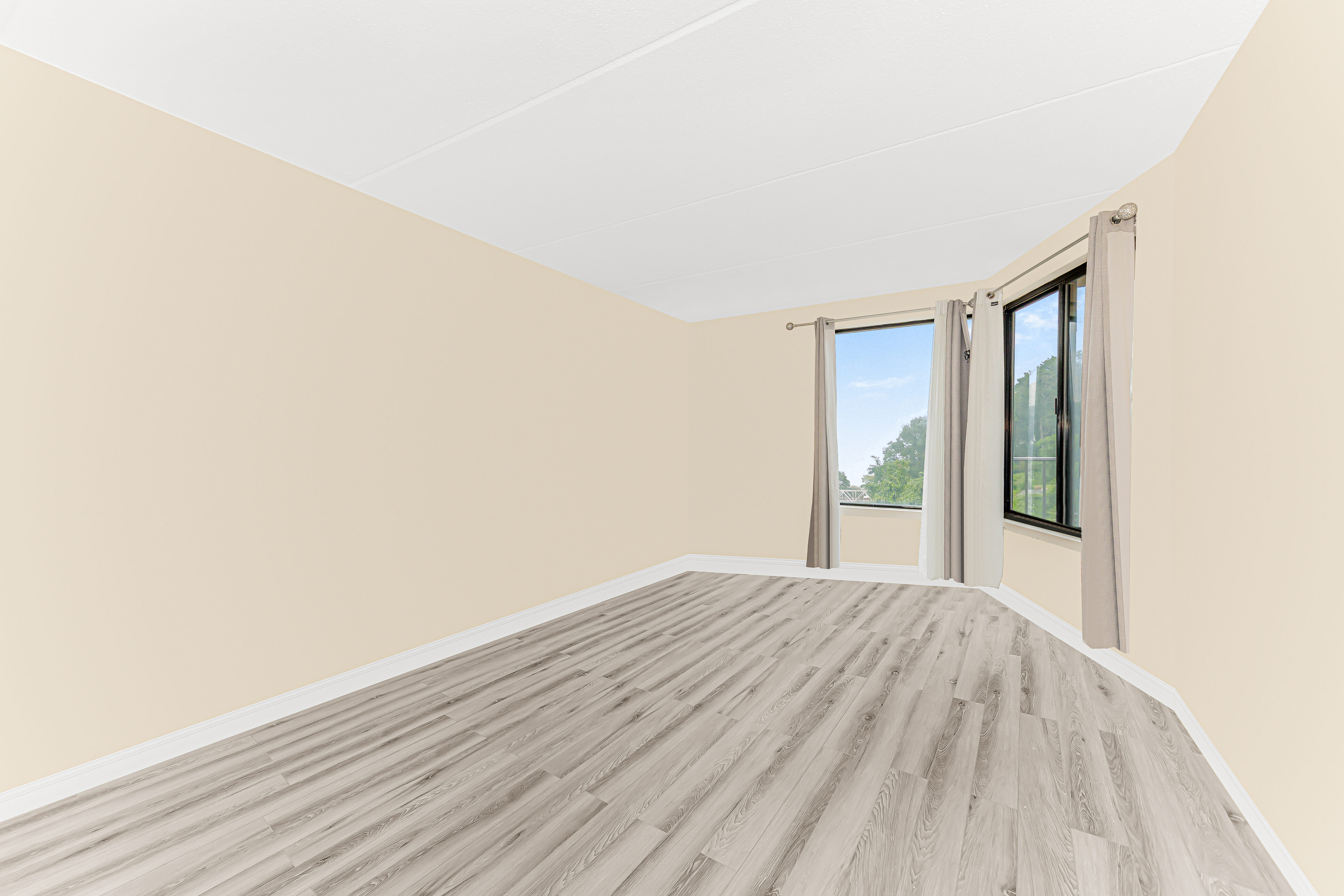  1155 Warburton Avenue - 物件實景