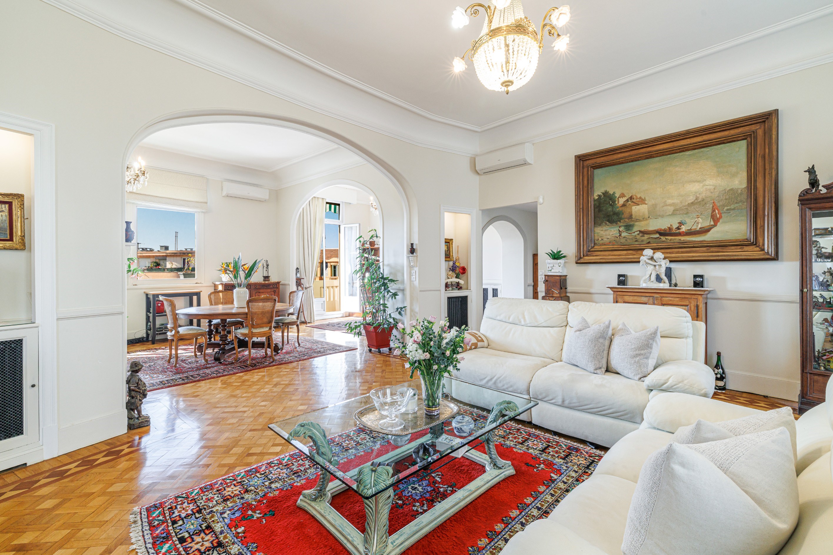  Top floor Art Deco apartment with 5 bedrooms and double garage in Nice Carabacel - 物件實景