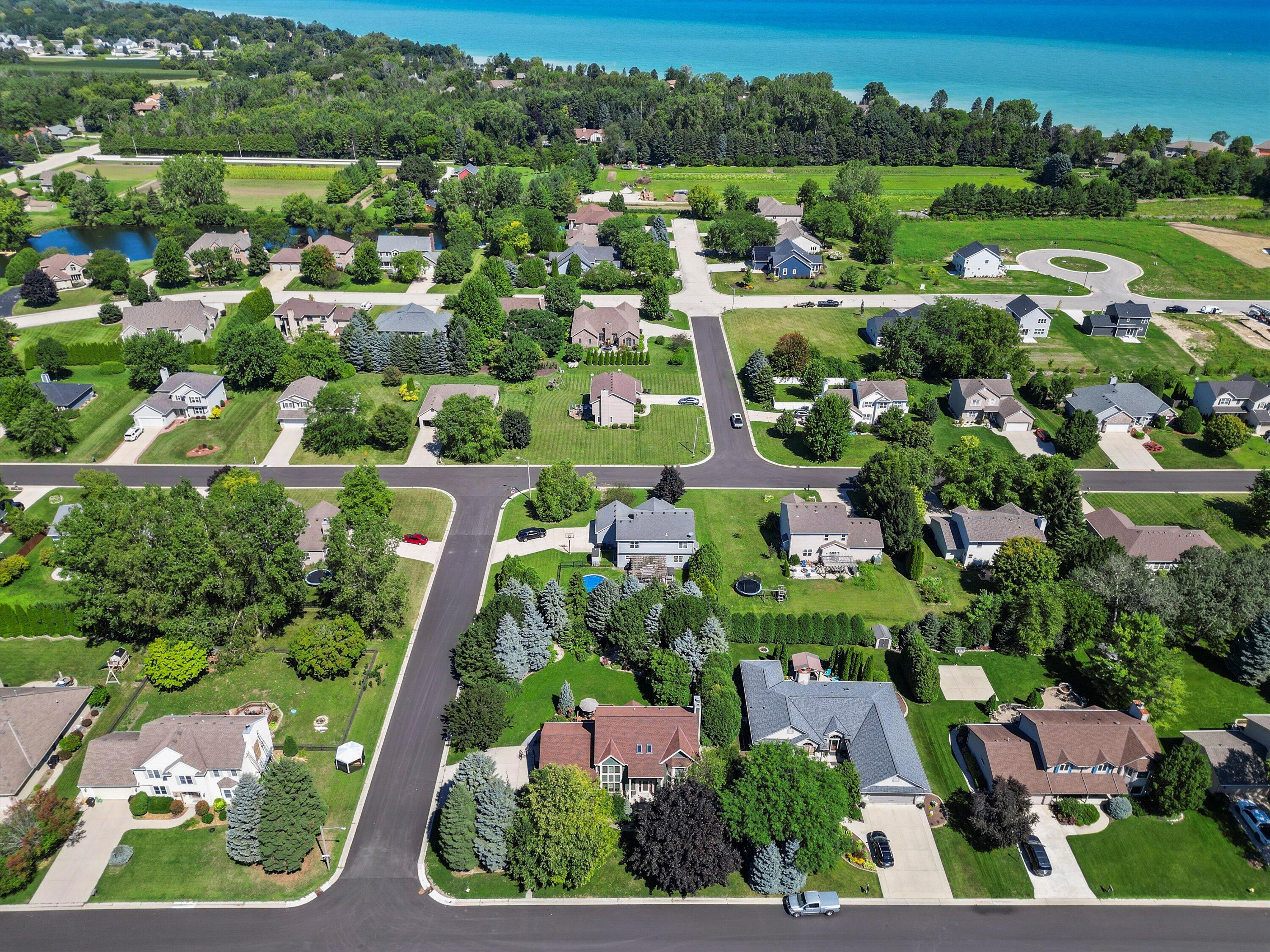 Caledonia, Wisconsin, 53402, United States, 3 Bedrooms Bedrooms, ,3 BathroomsBathrooms,Residential,For Sale,1987324