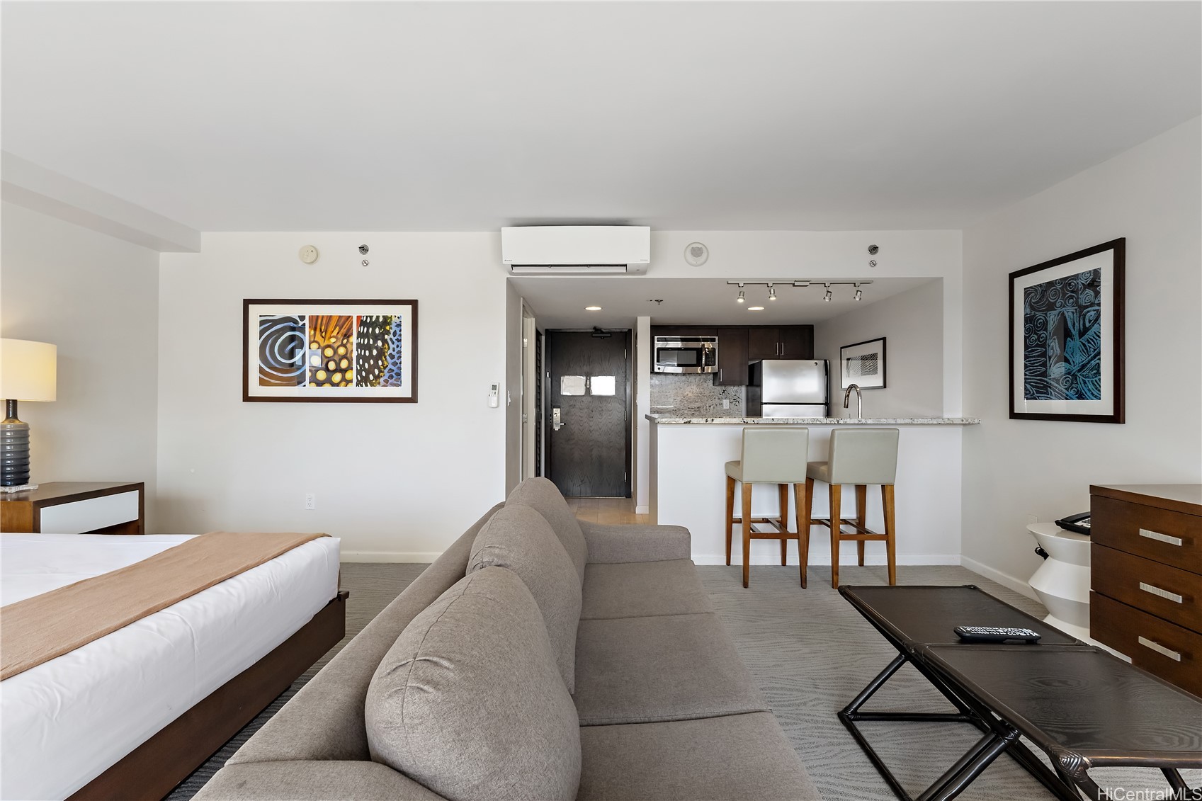 Honolulu, Hawaii, 96815, United States, 1 Bedroom Bedrooms, ,1 BathroomBathrooms,Residential,For Sale,1910953