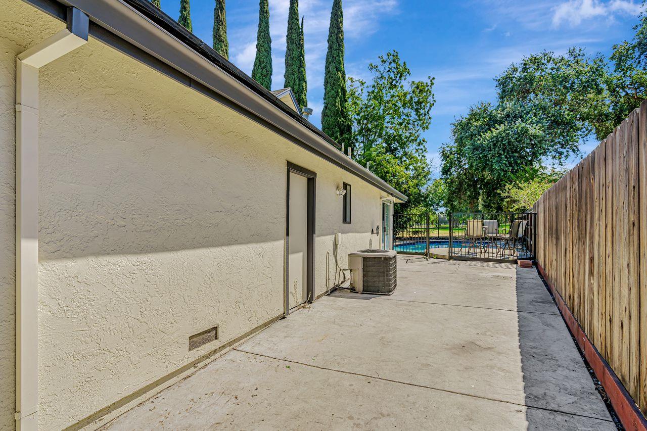 Stockton, California, 95207, United States, 5 Bedrooms Bedrooms, ,4 BathroomsBathrooms,Residential,For Sale,1939520