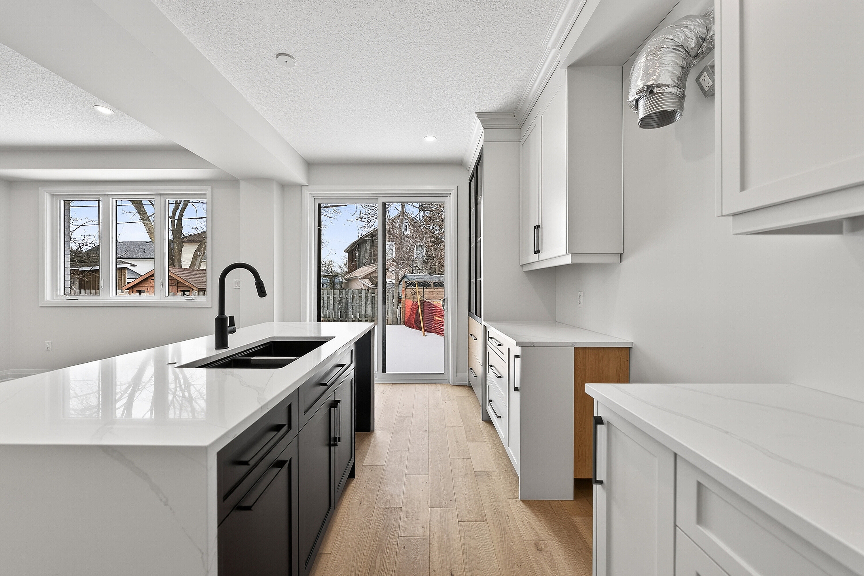  Newly Built Family Home - 物件實景