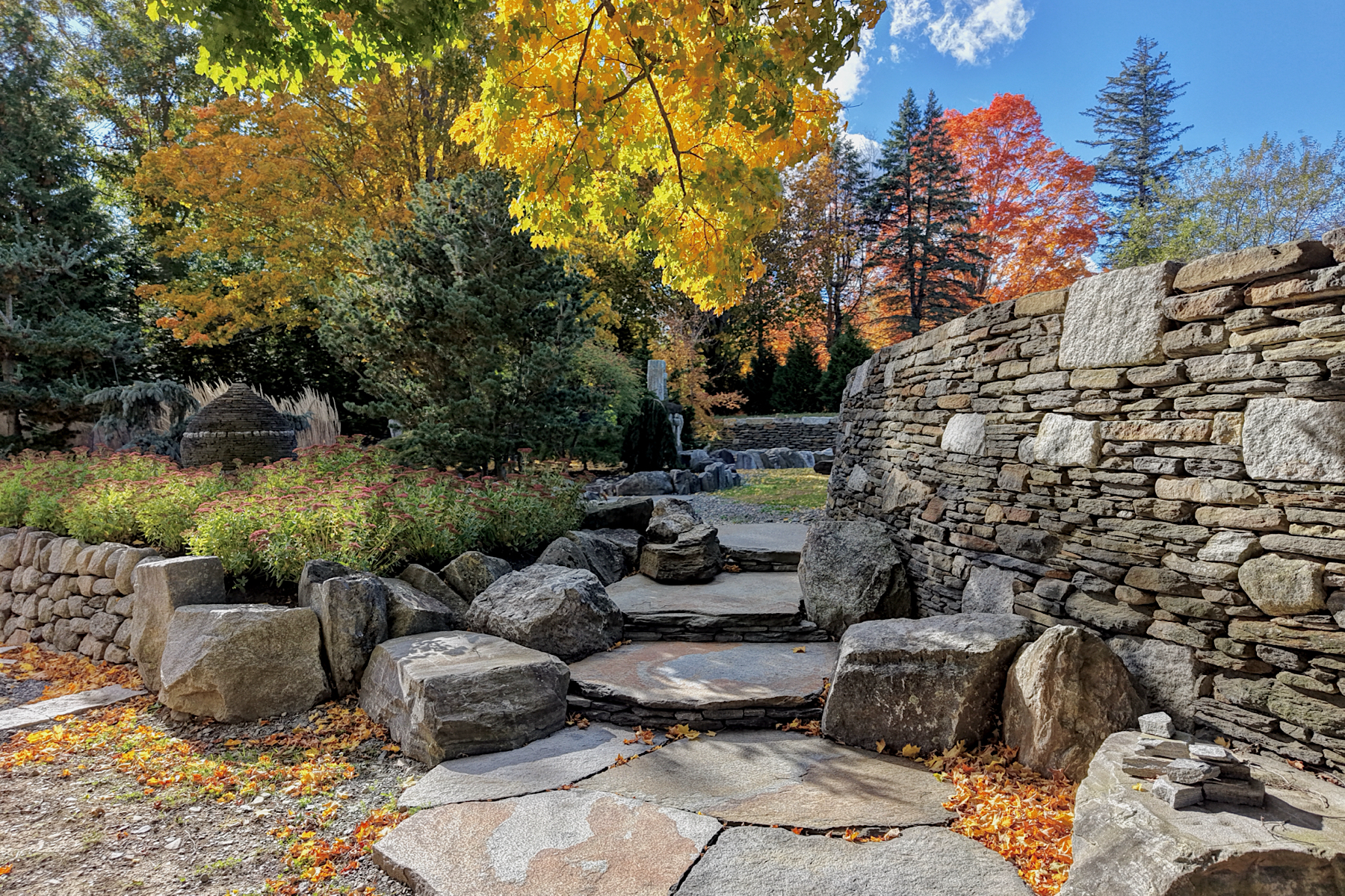  163 Winnicutt Road, Stratham NH - 物件實景