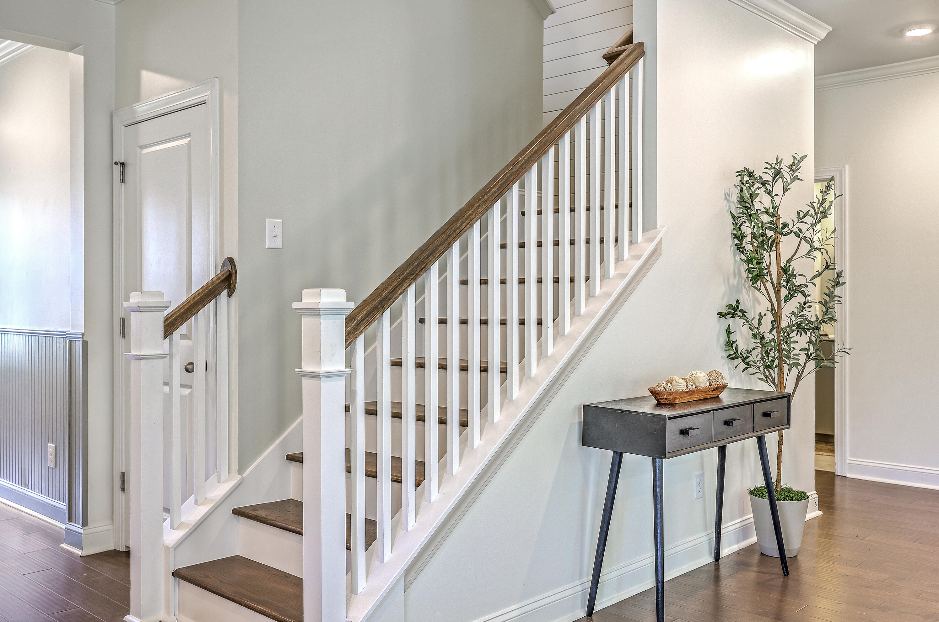 Summerville, South Carolina, 29483, United States, 4 Bedrooms Bedrooms, ,3 BathroomsBathrooms,Residential,For Sale,1928541
