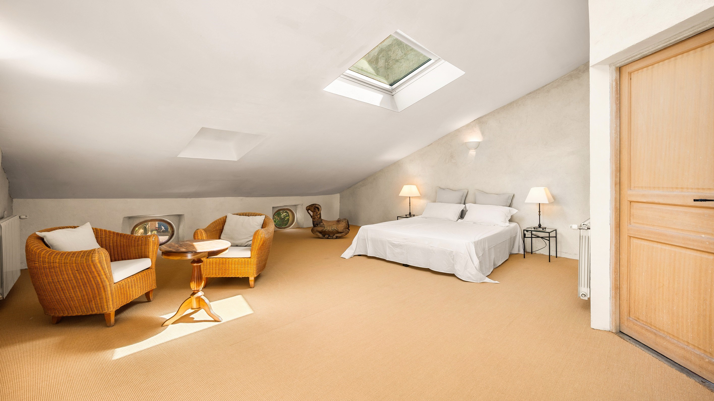  Varages – Elegant Restored 17th-Century House - 物件實景