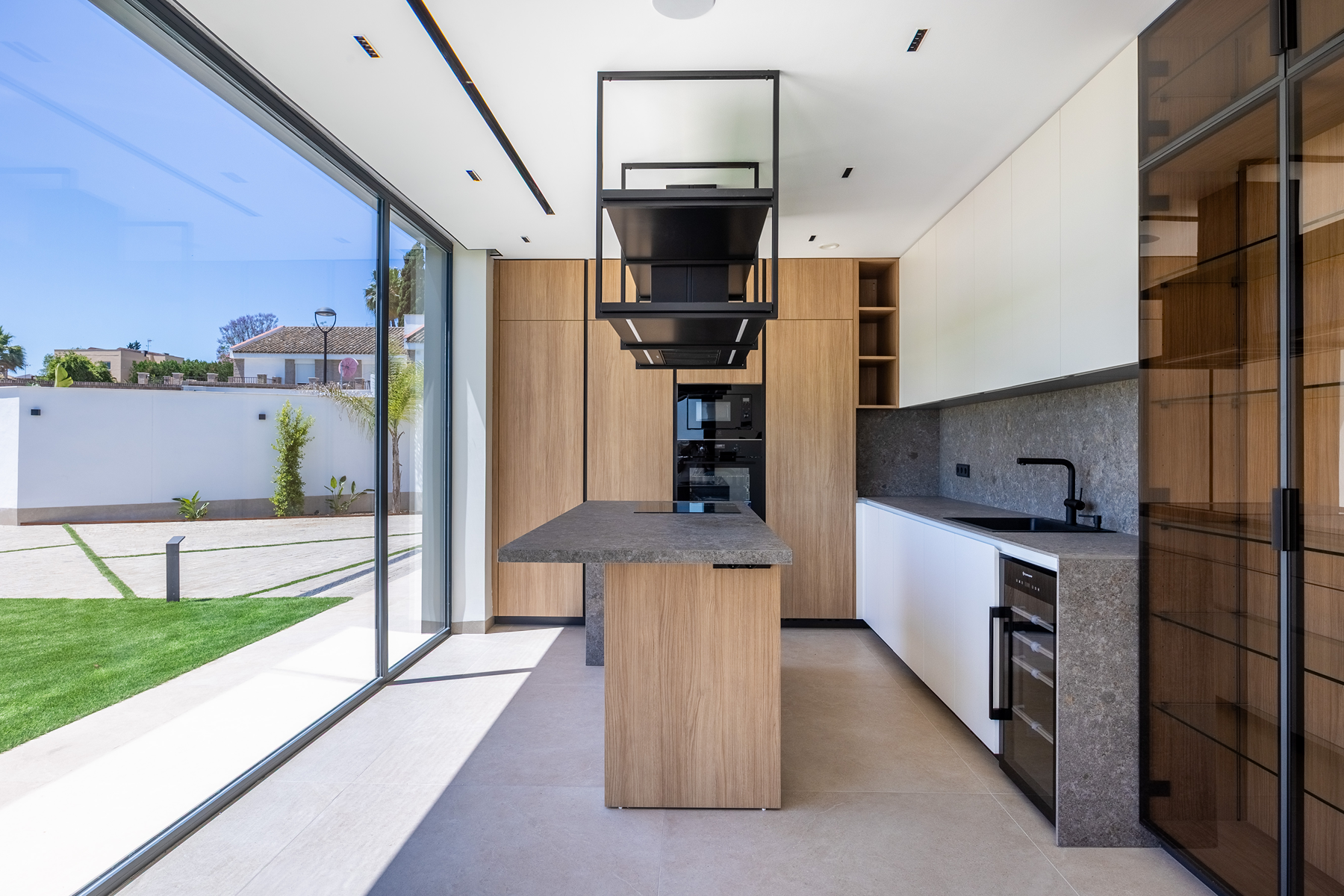  Newly built house with garden, pool, and open views over Seville - 物件實景