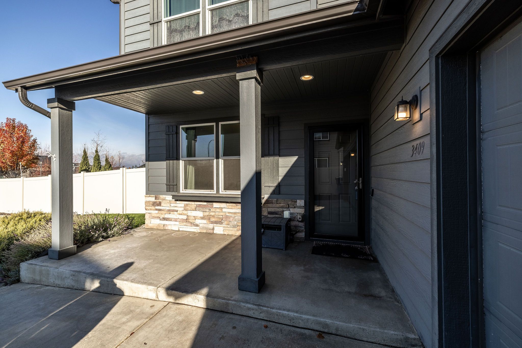 Post Falls, Idaho, 83854, United States, 3 Bedrooms Bedrooms, ,2 BathroomsBathrooms,Residential,For Sale,1996054