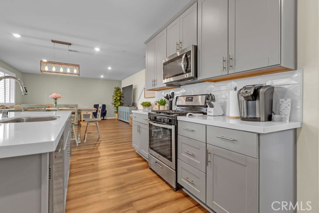 Moreno Valley, California, 92551, United States, 5 Bedrooms Bedrooms, ,3 BathroomsBathrooms,Residential,For Sale,1983557