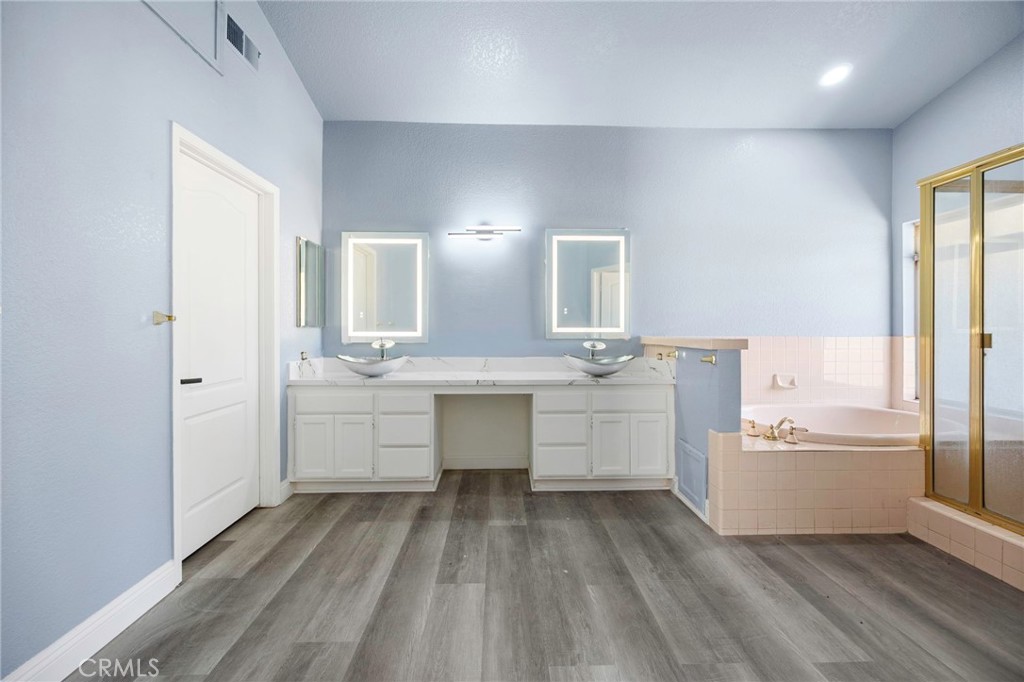 Hemet, California, 92545, United States, 4 Bedrooms Bedrooms, ,3 BathroomsBathrooms,Residential,For Sale,2037919