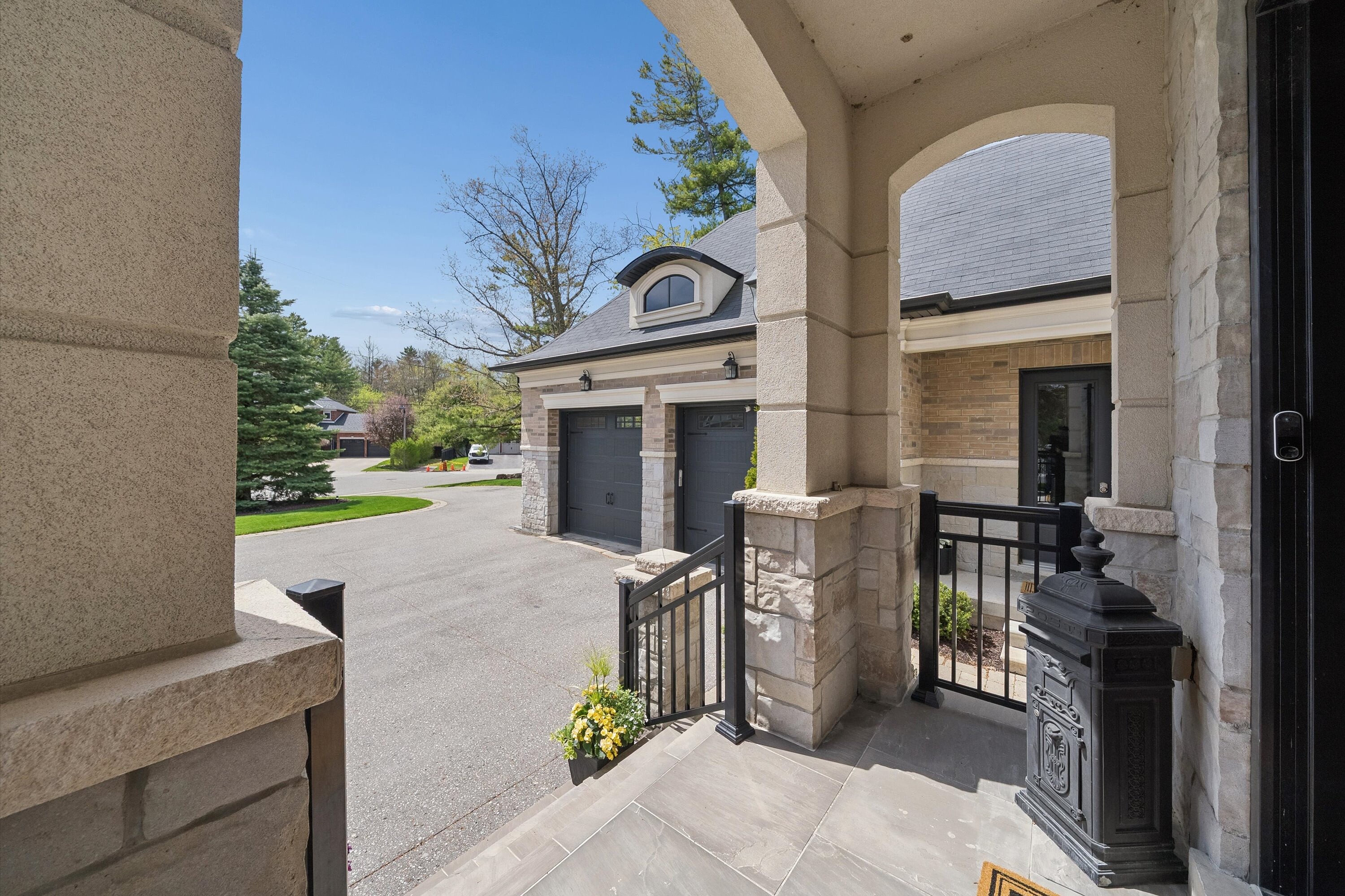  Coveted Woodview in Pickering - 物件實景