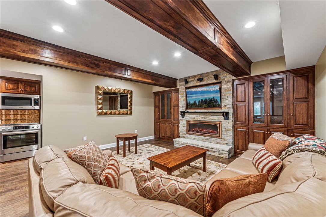 Cranberry Twp, Pennsylvania, 16066, United States, 3 Bedrooms Bedrooms, ,3 BathroomsBathrooms,Residential,For Sale,1934234