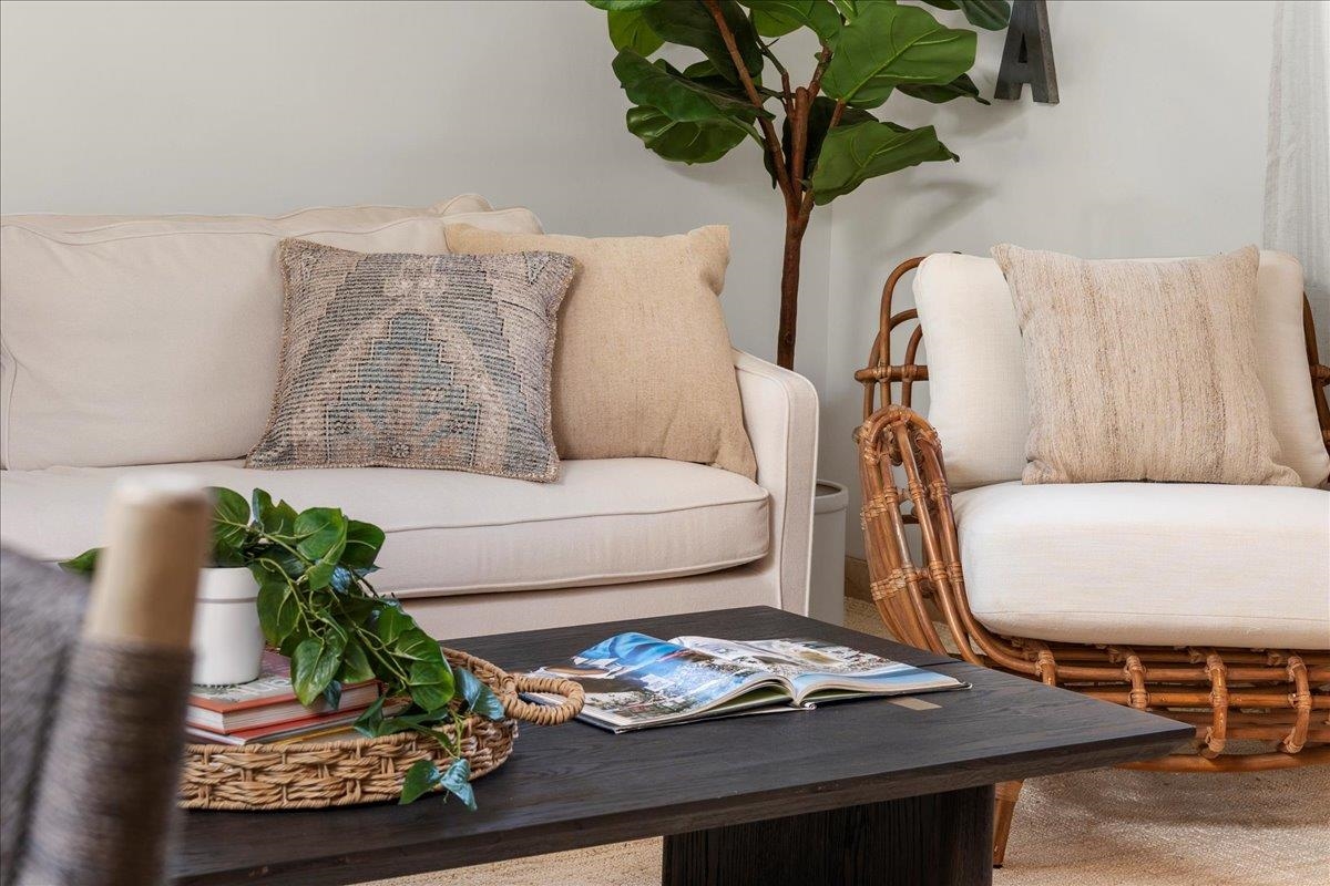 Paia, Hawaii, 96779, United States, 5 Bedrooms Bedrooms, ,4 BathroomsBathrooms,Residential,For Sale,1988155