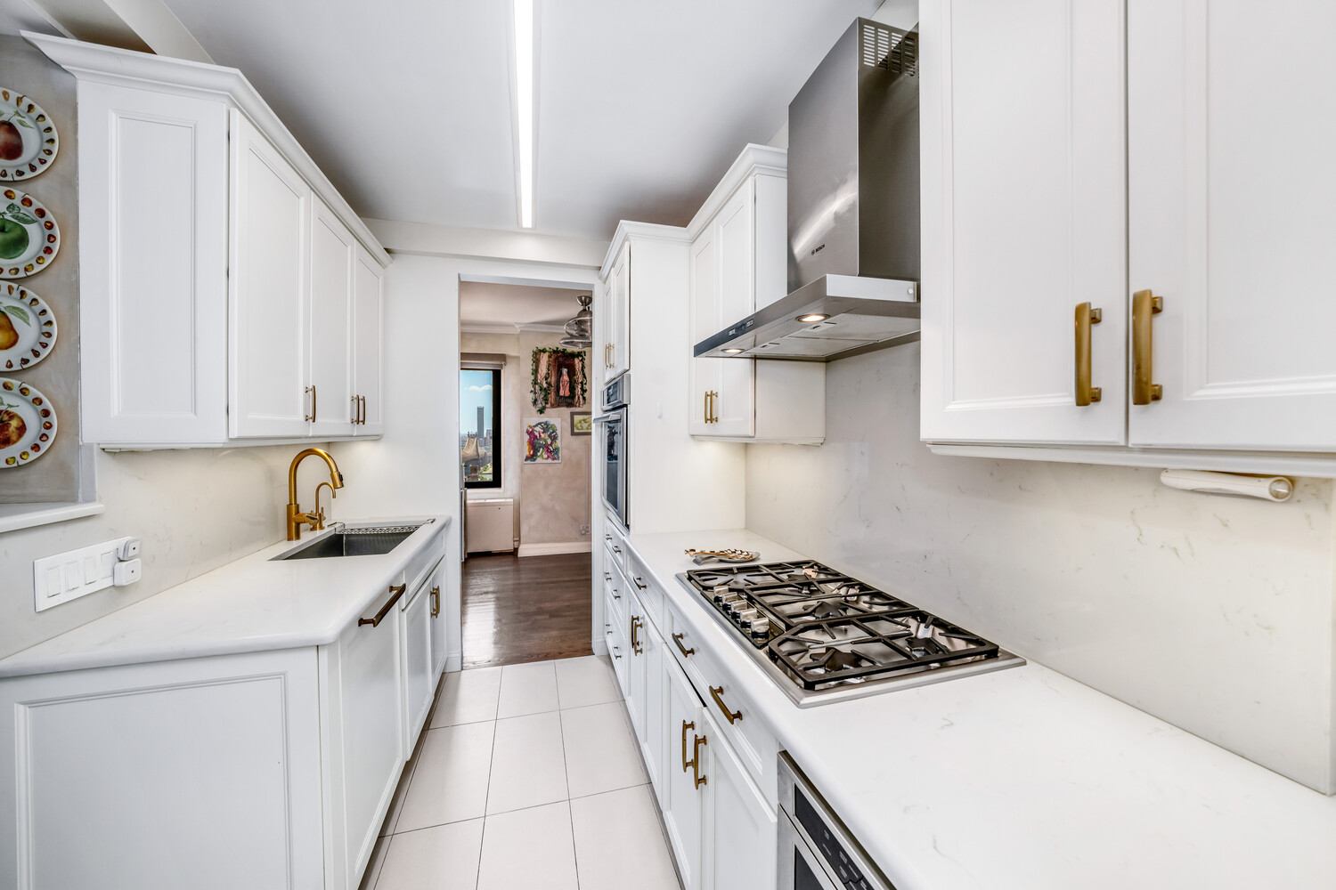 New York City, New York, 10022, United States, 3 Bedrooms Bedrooms, ,3 BathroomsBathrooms,Residential,For Sale,1882416