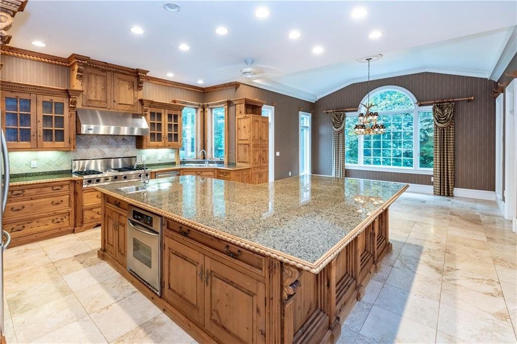 307 Meadowlands Drive, Talking Rock, Georgia, 30175, United States, 4 Bedrooms Bedrooms, ,6 BathroomsBathrooms,Residential,For Sale,307 Meadowlands Drive,1639976