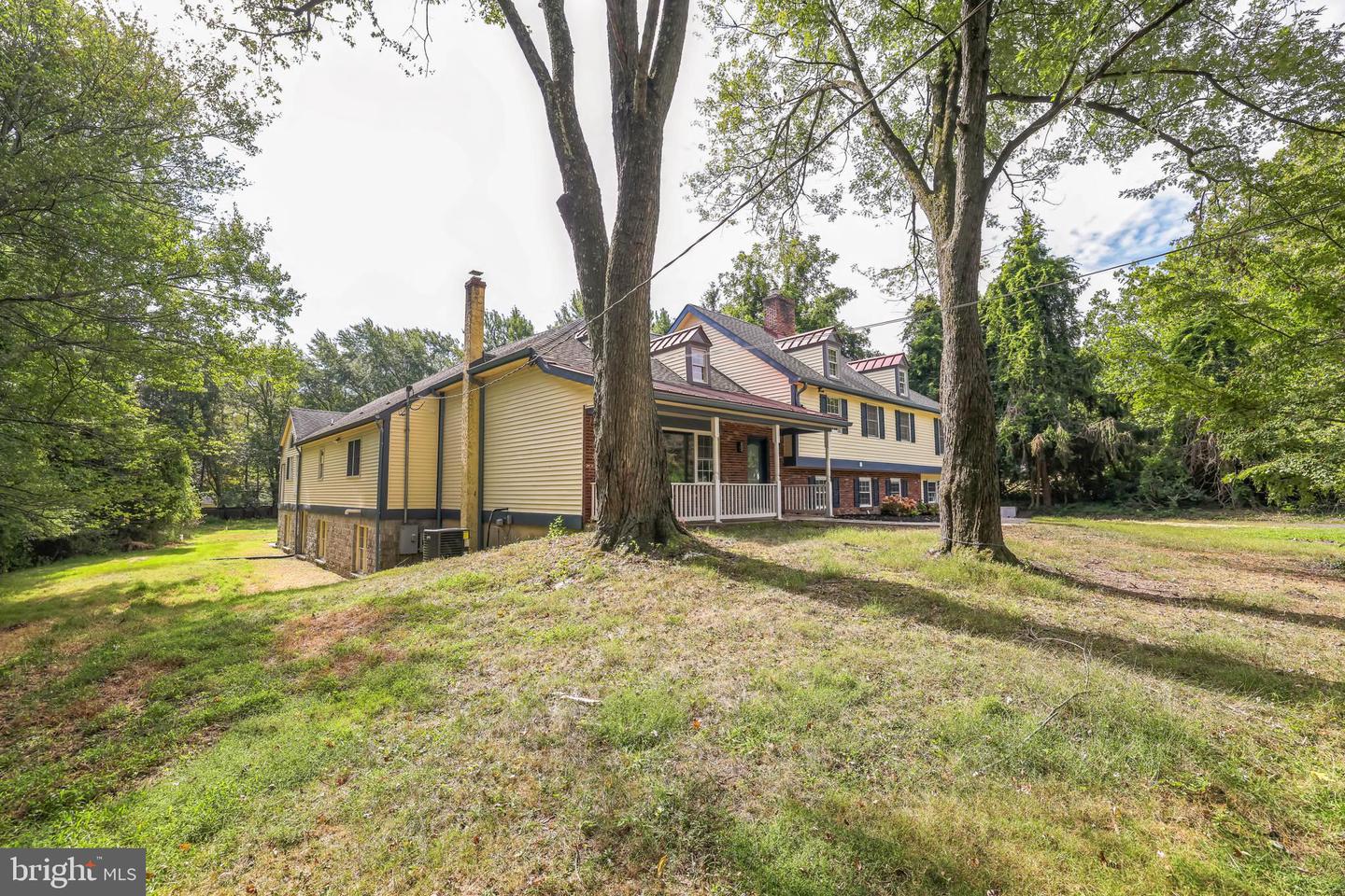 Doylestown, Pennsylvania, 18902, United States, 5 Bedrooms Bedrooms, ,4 BathroomsBathrooms,Residential,For Sale,1995567