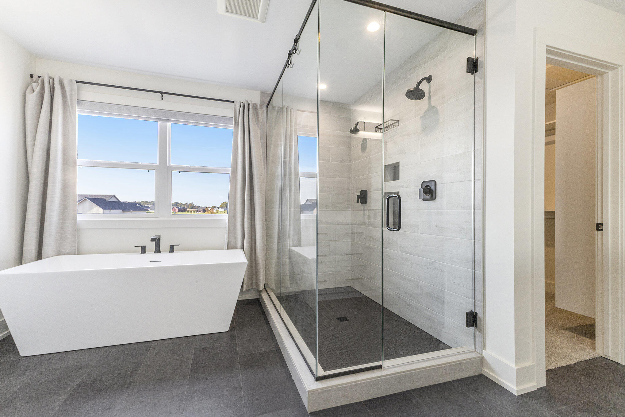 Allendale, Michigan, 49401, United States, 5 Bedrooms Bedrooms, ,4 BathroomsBathrooms,Residential,For Sale,1960697