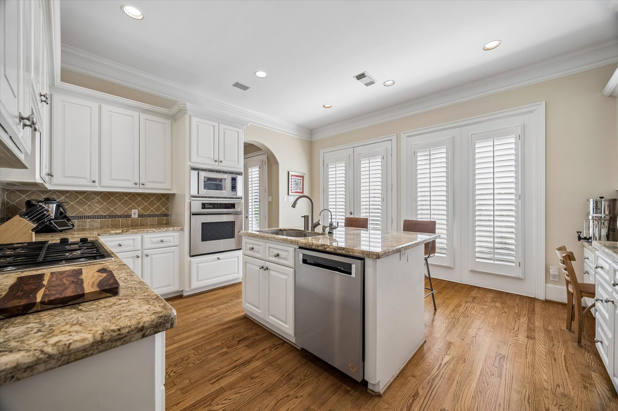  2426 Nantucket Drive B - 物件實景