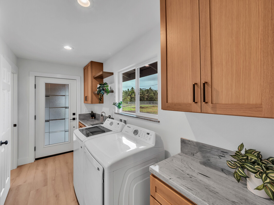 Keaau, Hawaii, 96749, United States, 3 Bedrooms Bedrooms, ,4 BathroomsBathrooms,Residential,For Sale,1927410