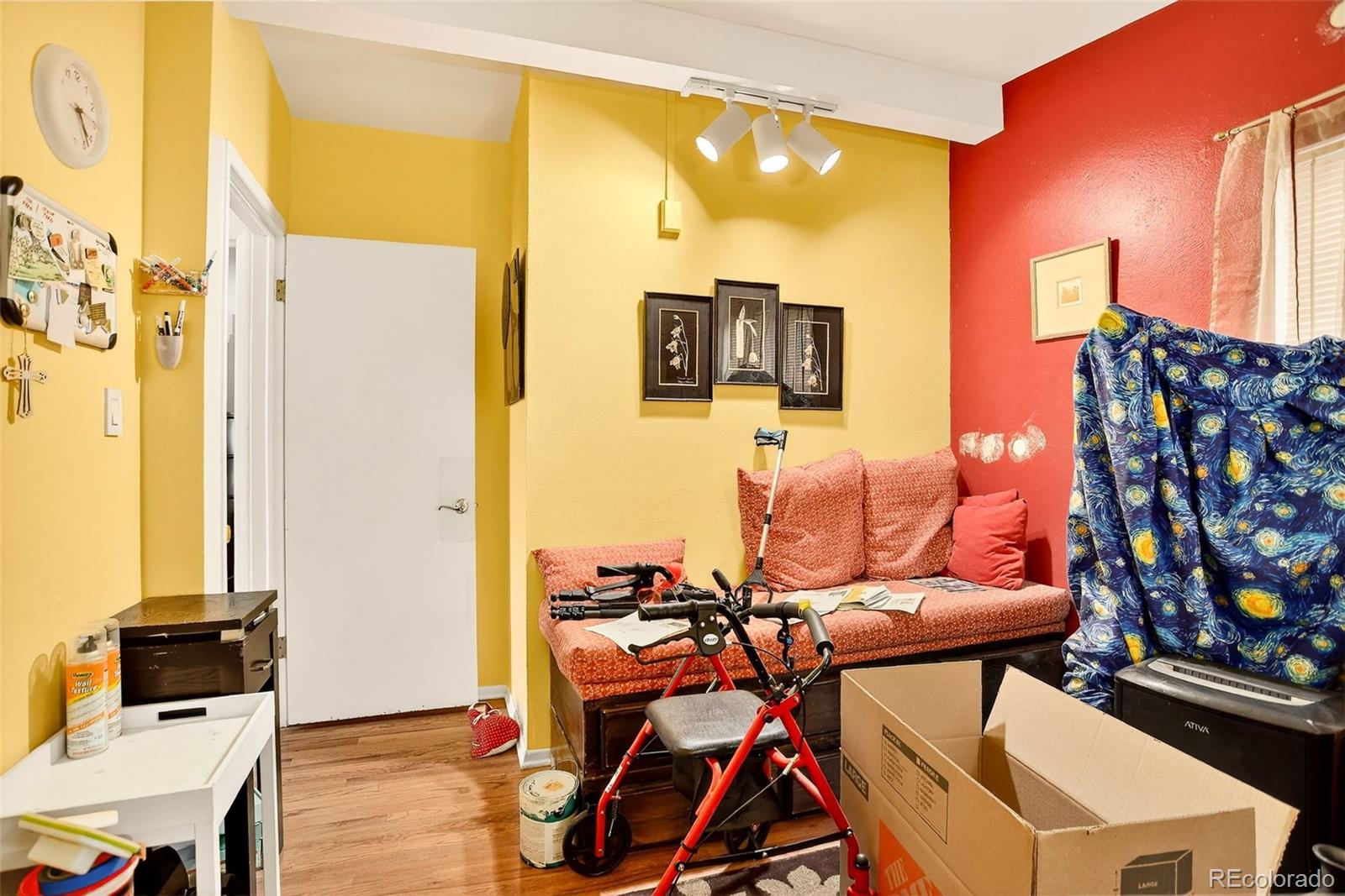 Littleton, Colorado, 80120, United States, 4 Bedrooms Bedrooms, ,1 BathroomBathrooms,Residential,For Sale,1988152