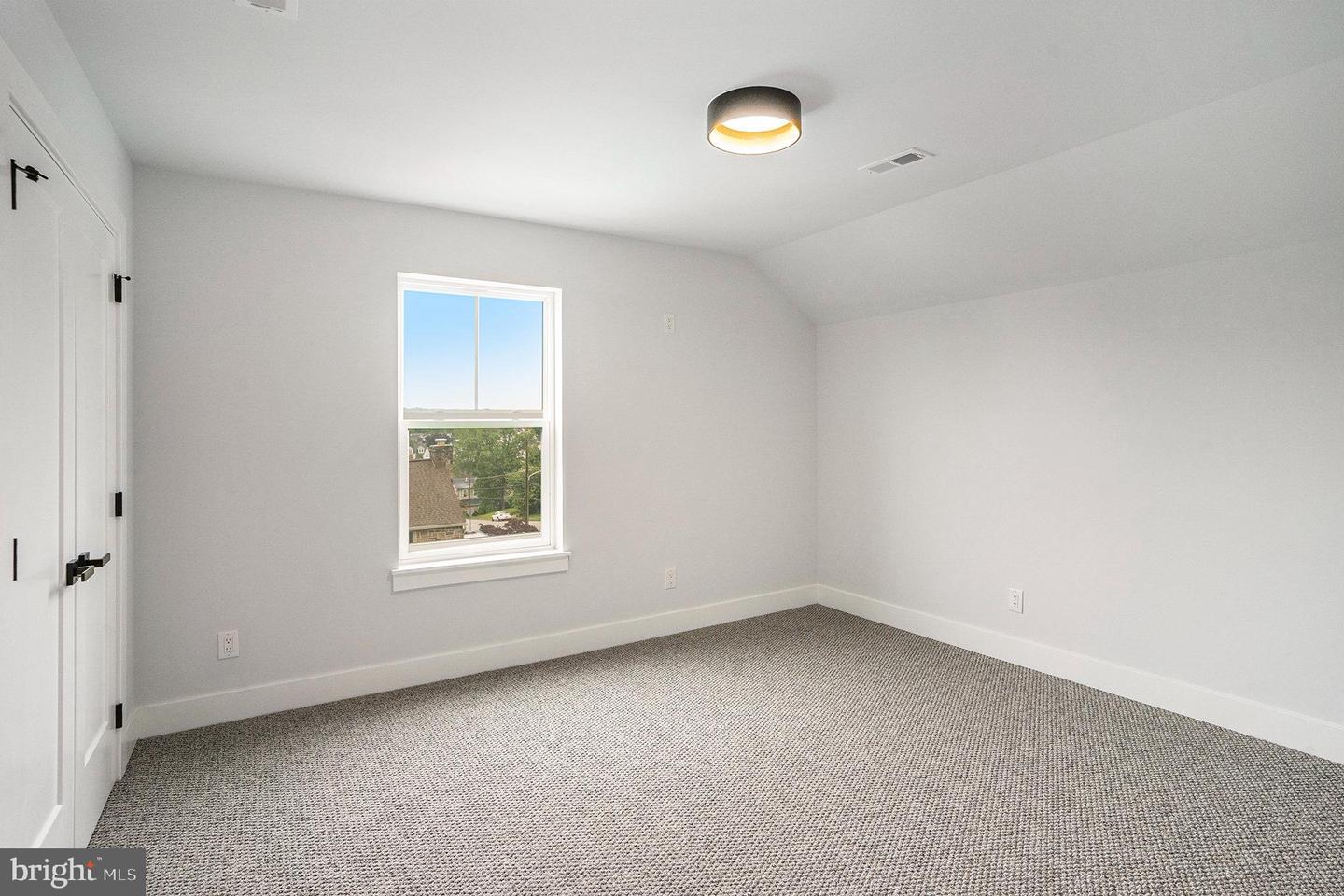 Plymouth Meeting, Pennsylvania, 19462, United States, 4 Bedrooms Bedrooms, ,3 BathroomsBathrooms,Residential,For Sale,1992833