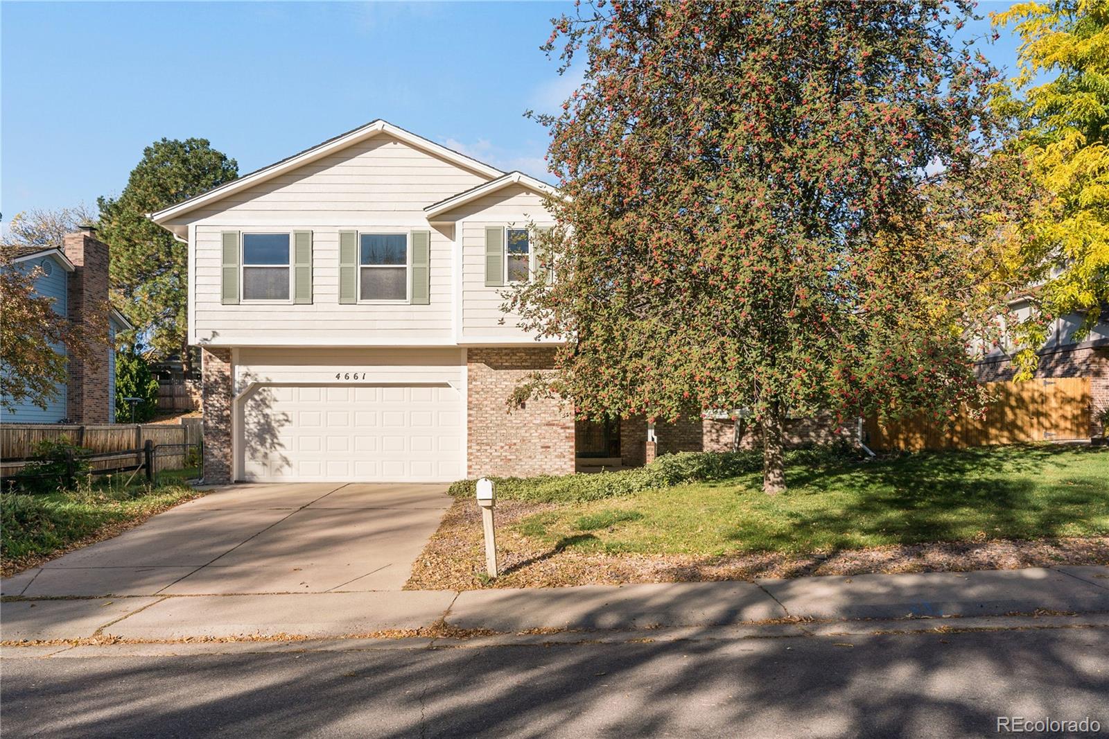 Denver, Colorado, 80236, United States, 3 Bedrooms Bedrooms, ,3 BathroomsBathrooms,Residential,For Sale,1989459