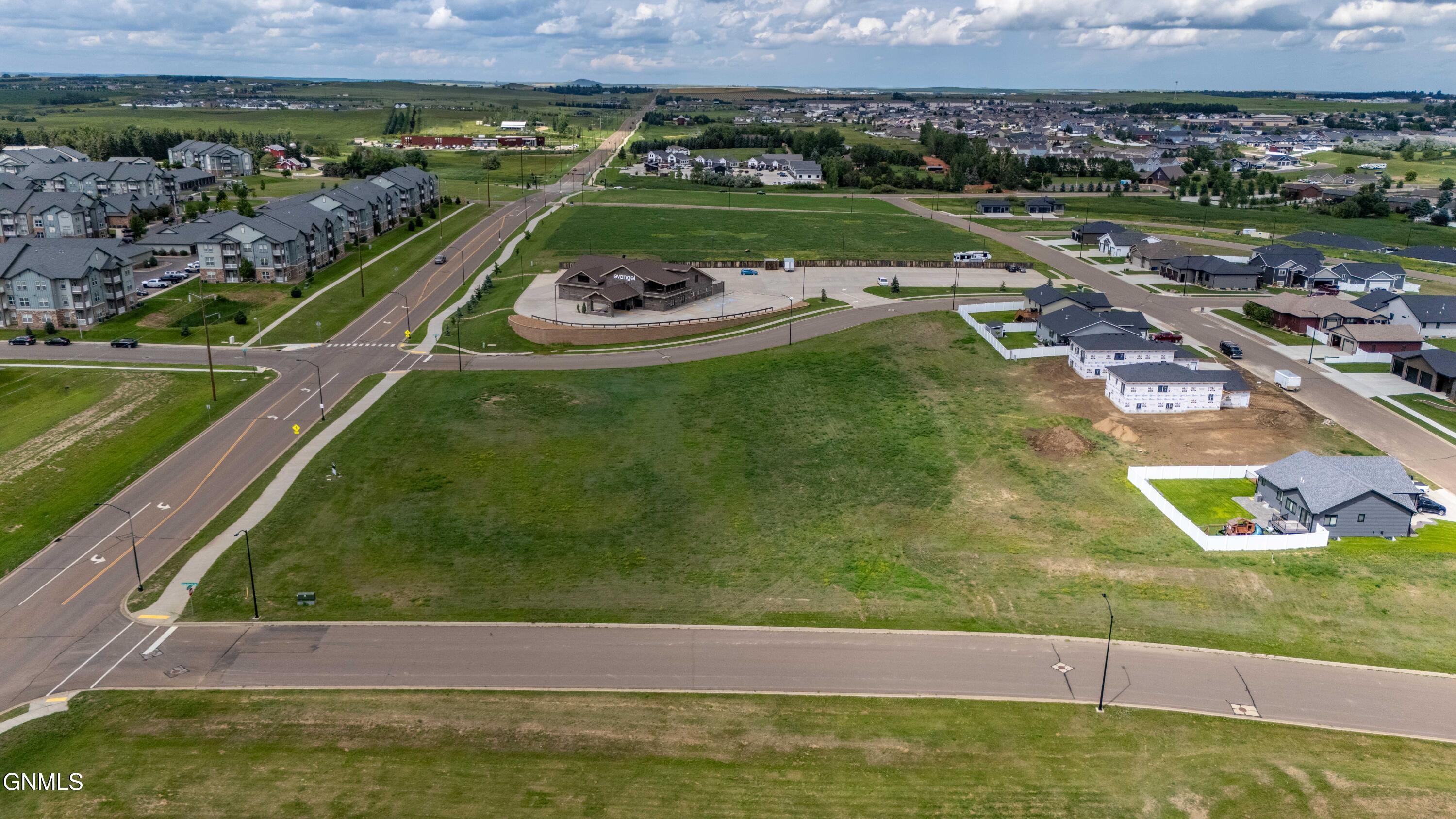 Dickinson, North Dakota, 58601, United States, ,Land,For Sale,1981177