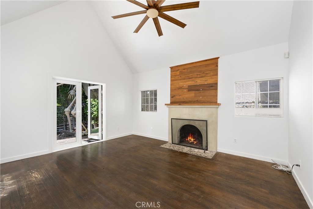 Los Angeles, California, 90034, United States, 3 Bedrooms Bedrooms, ,2 BathroomsBathrooms,Residential,For Sale,1866945