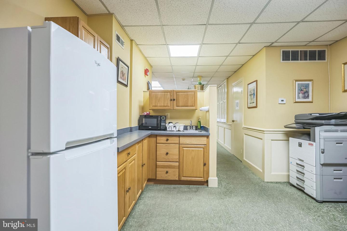 Philadelphia, Pennsylvania, 19103, United States, ,Residential,For Sale,1903580