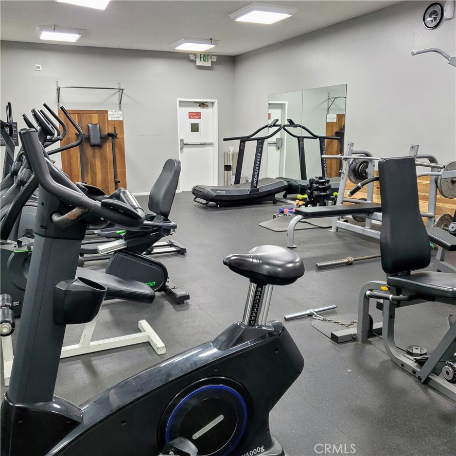 Long Beach, California, 90814, United States, 2 Bedrooms Bedrooms, ,2 BathroomsBathrooms,Residential,For Sale,1949183