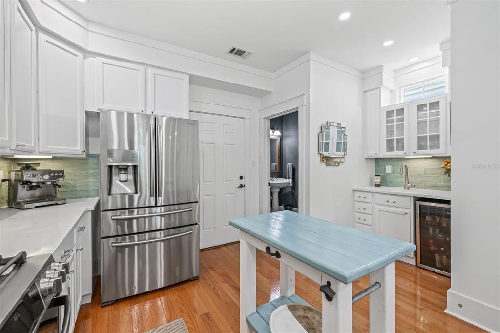 Dunedin, Florida, 34698, United States, 3 Bedrooms Bedrooms, ,3 BathroomsBathrooms,Residential,For Sale,1939118