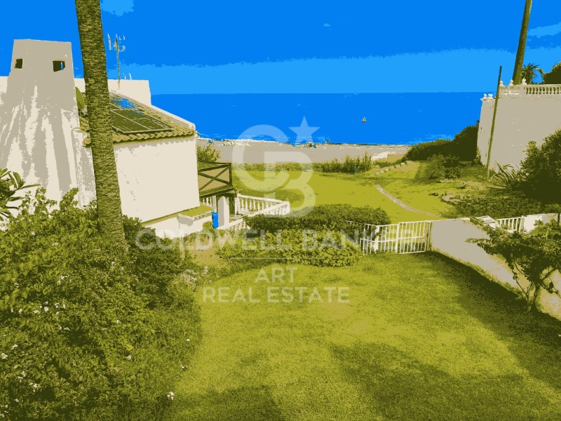 Estepona, Andalusia, ES, 5 Bedrooms Bedrooms, ,4 BathroomsBathrooms,Residential,For Sale,1940934