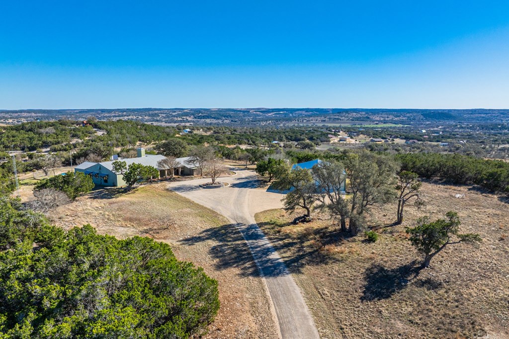 Kerrville, Texas, 78028, United States, 4 Bedrooms Bedrooms, ,5 BathroomsBathrooms,Residential,For Sale,1740072