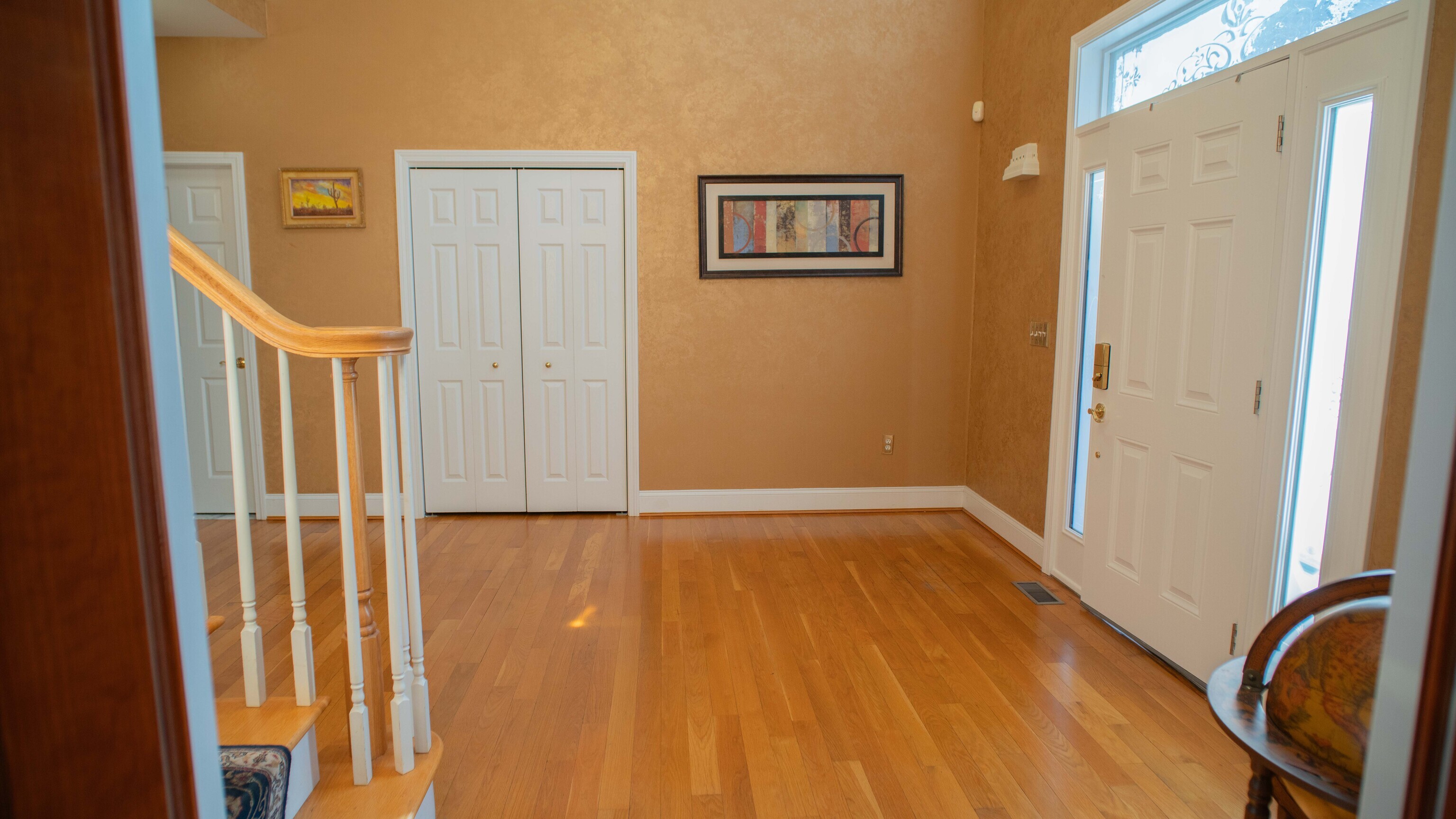 Tolland, Connecticut, 06084, United States, 4 Bedrooms Bedrooms, ,3 BathroomsBathrooms,Residential,For Sale,1989613