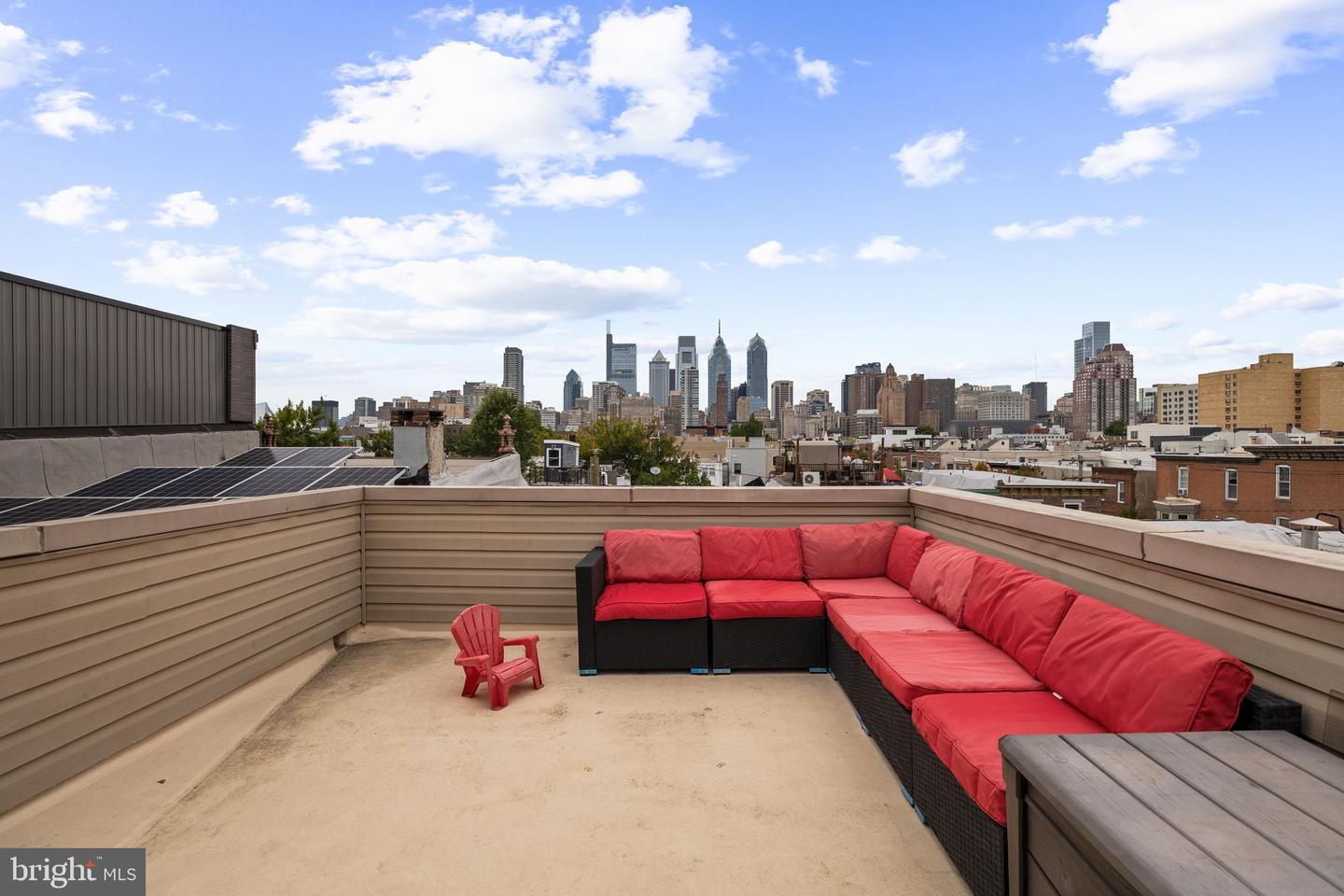 Philadelphia, Pennsylvania, 19146, United States, 3 Bedrooms Bedrooms, ,2 BathroomsBathrooms,Residential,For Sale,1949771