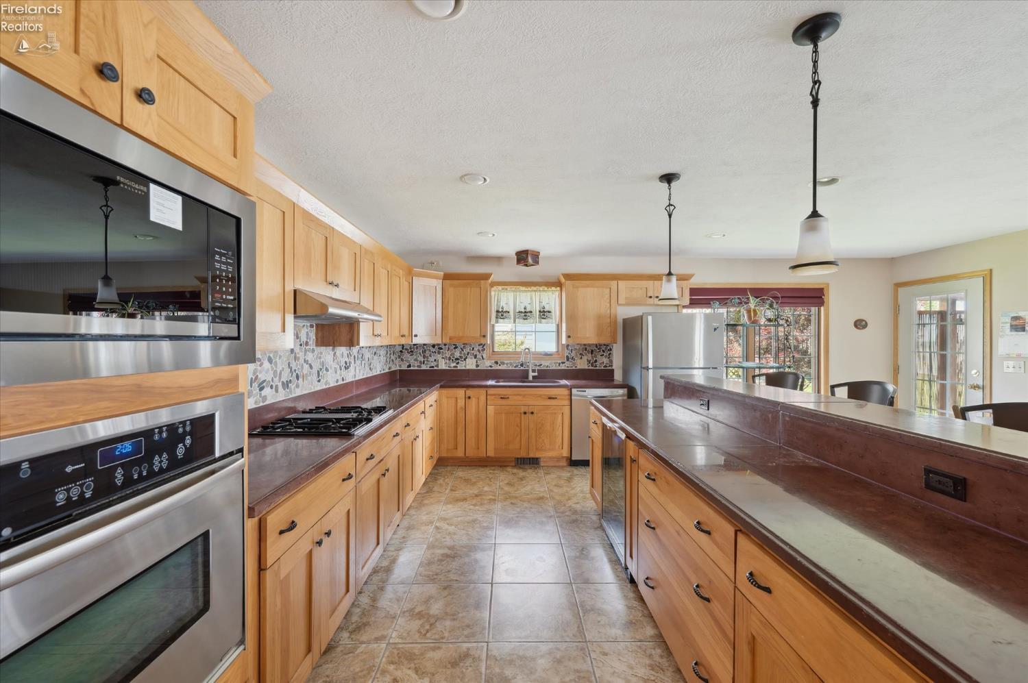 Put-In-Bay, Ohio, 43456, United States, 5 Bedrooms Bedrooms, ,3 BathroomsBathrooms,Residential,For Sale,1979918