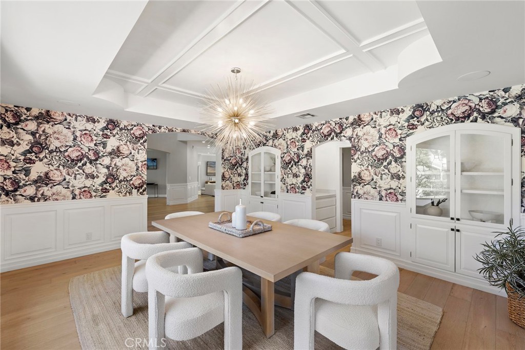 Laguna Hills, California, 92653, United States, 7 Bedrooms Bedrooms, ,5 BathroomsBathrooms,Residential,For Sale,1941687