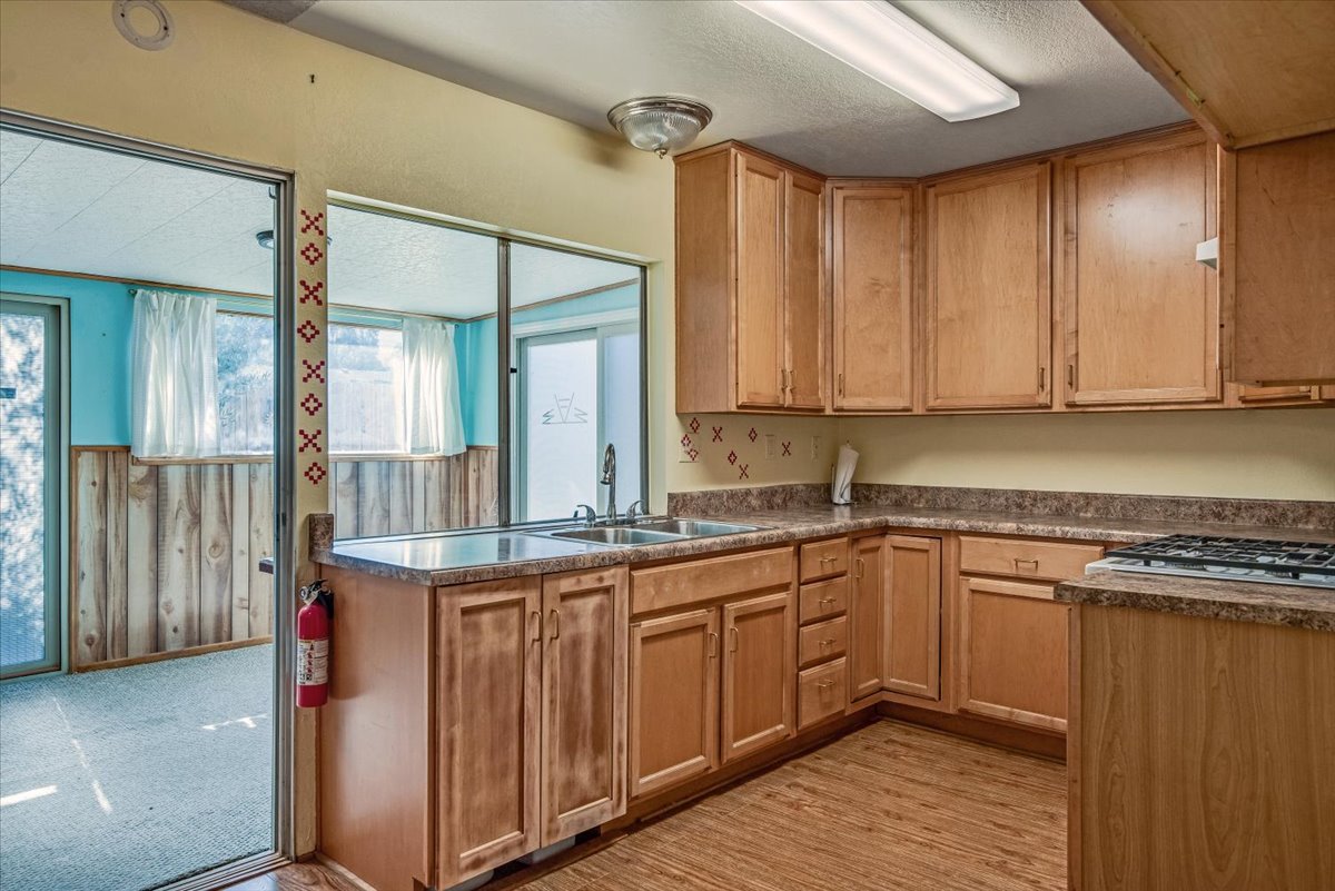 Lompoc, California, 93436, United States, 3 Bedrooms Bedrooms, ,2 BathroomsBathrooms,Residential,For Sale,1991167