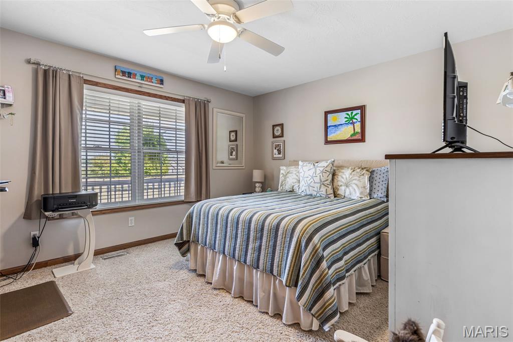 Farmington, Missouri, 63640, United States, 3 Bedrooms Bedrooms, ,3 BathroomsBathrooms,Residential,For Sale,1947219