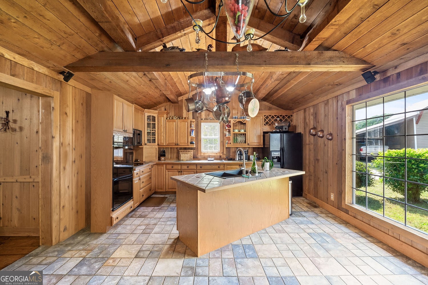 Molena, Georgia, 30258, United States, 4 Bedrooms Bedrooms, ,2 BathroomsBathrooms,Residential,For Sale,1894603