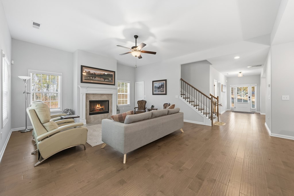 Fortson, Georgia, 31808, United States, 5 Bedrooms Bedrooms, ,5 BathroomsBathrooms,Residential,For Sale,1996053