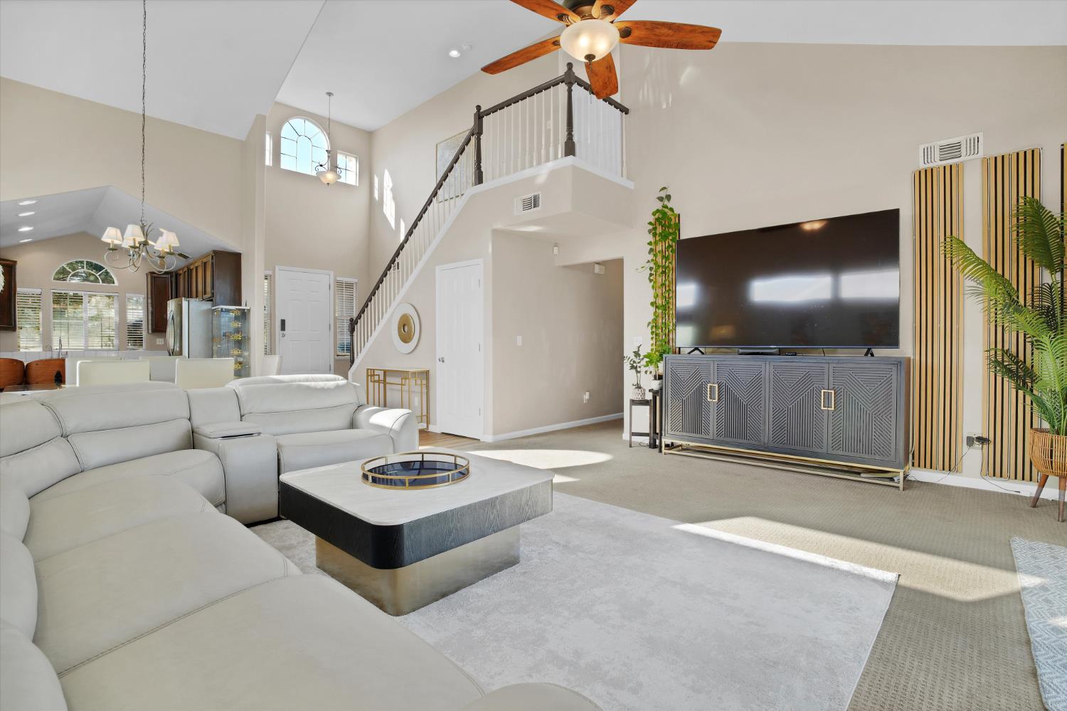 Hilmar, California, 95324, United States, 3 Bedrooms Bedrooms, ,2 BathroomsBathrooms,Residential,For Sale,1975991